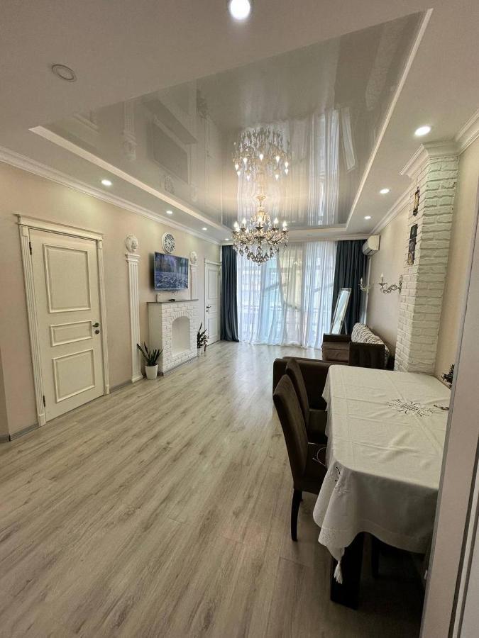 Apartment 7 Μπατούμι Εξωτερικό φωτογραφία