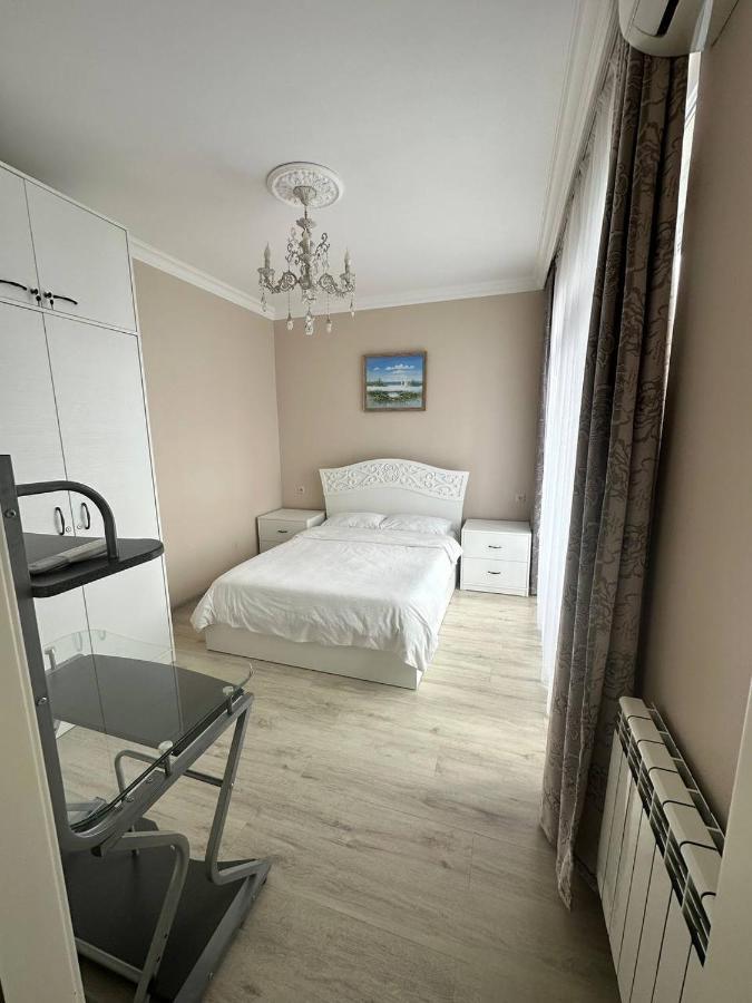 Apartment 7 Μπατούμι Εξωτερικό φωτογραφία