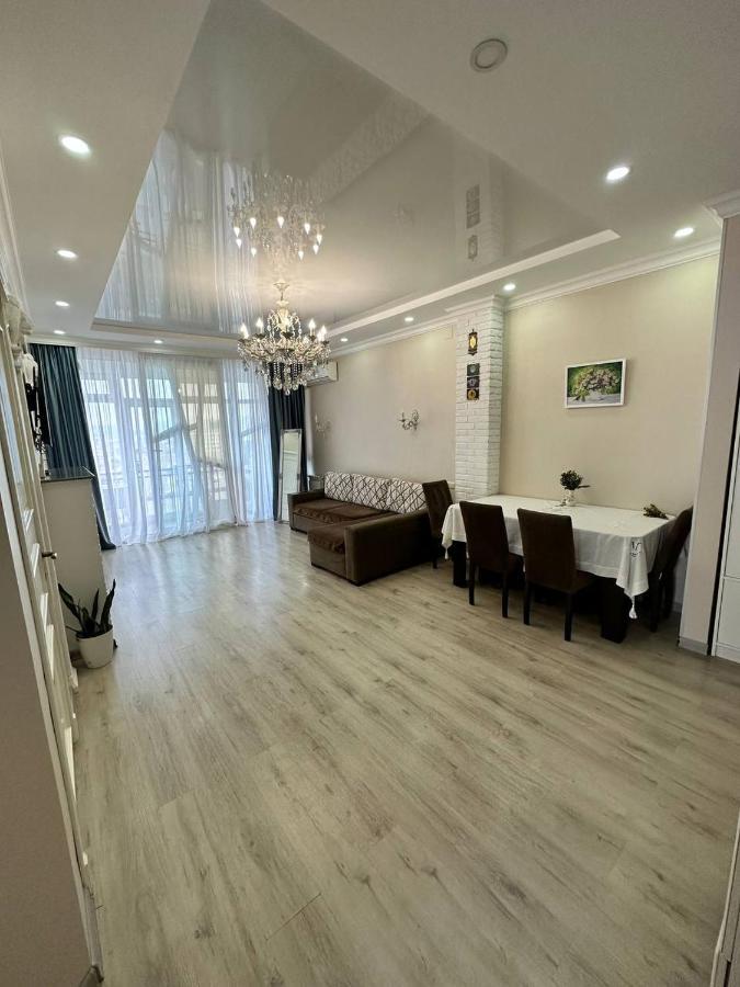 Apartment 7 Μπατούμι Εξωτερικό φωτογραφία