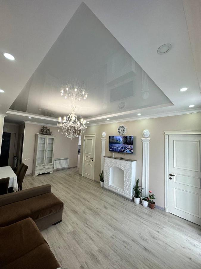 Apartment 7 Μπατούμι Εξωτερικό φωτογραφία